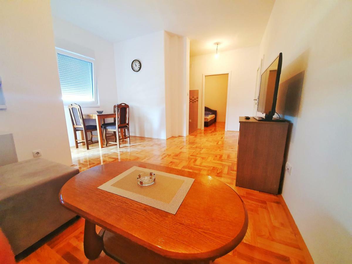 Apartman 44 بييلينا المظهر الخارجي الصورة